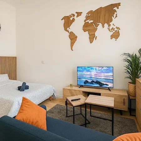 Escape ! Cozy & Practical In Center Apartament