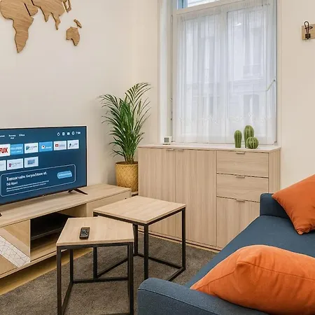 Apartament Escape ! Cozy & Practical In Center *